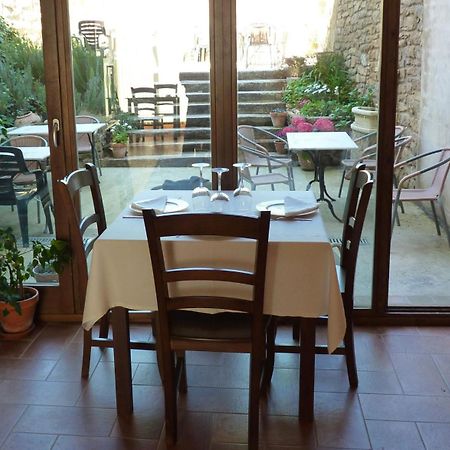 Hostal La Fuente Buera Exterior photo