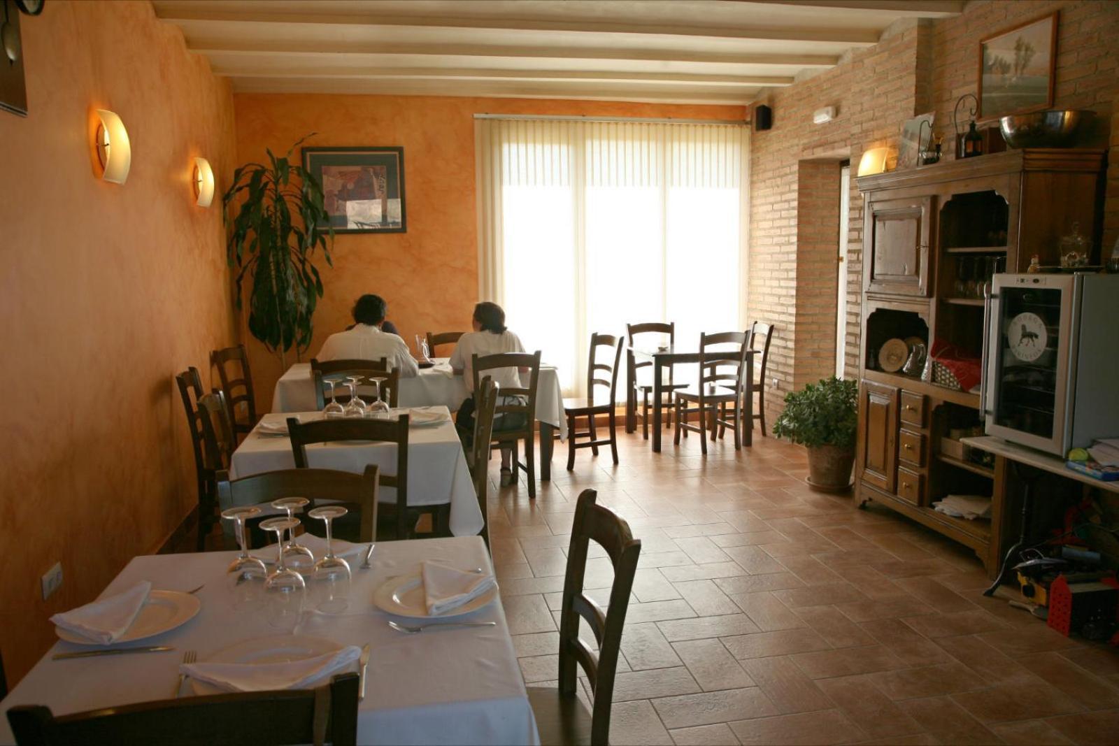 Hostal La Fuente Buera Exterior photo